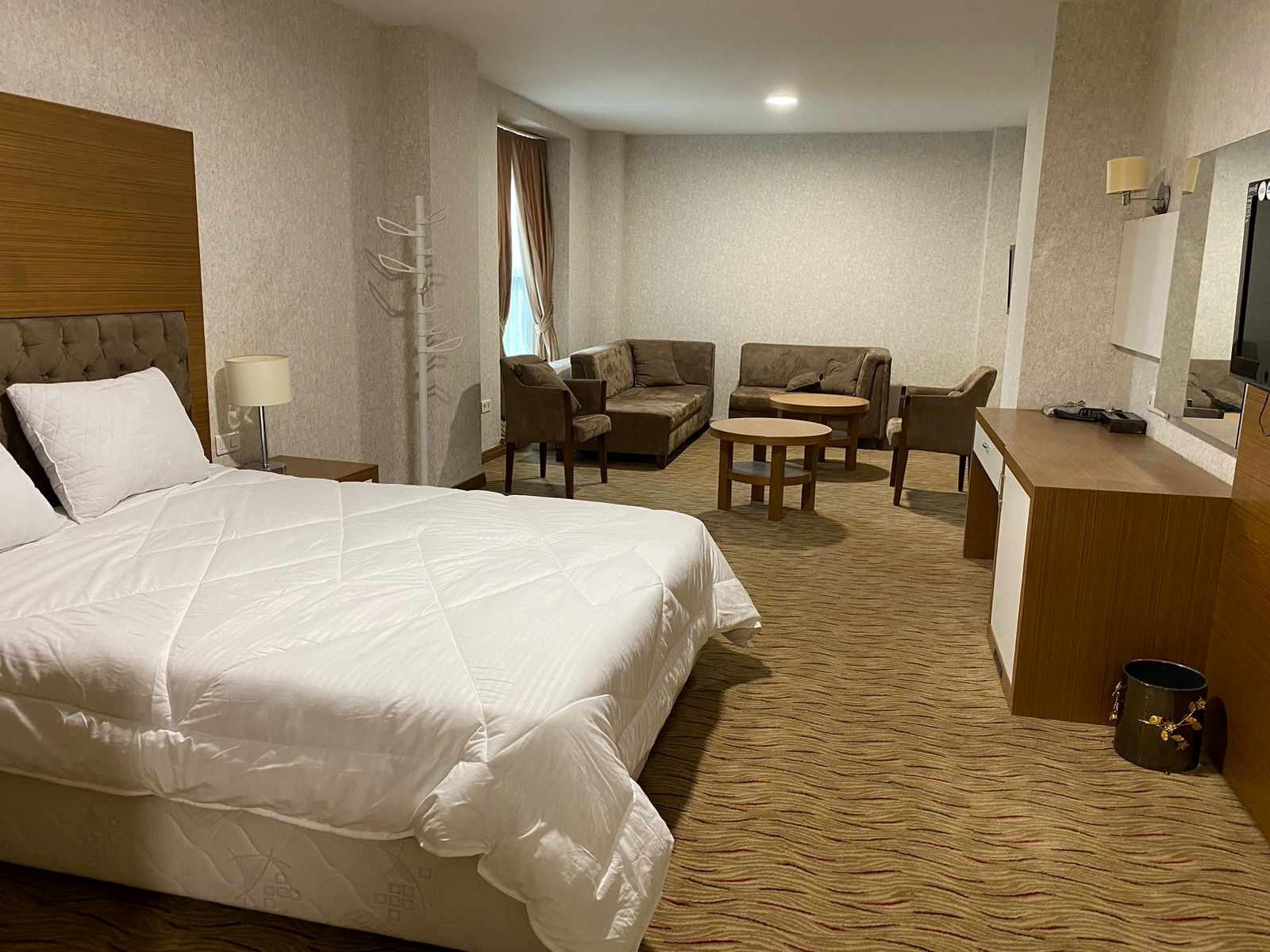 Hotel (VIP)